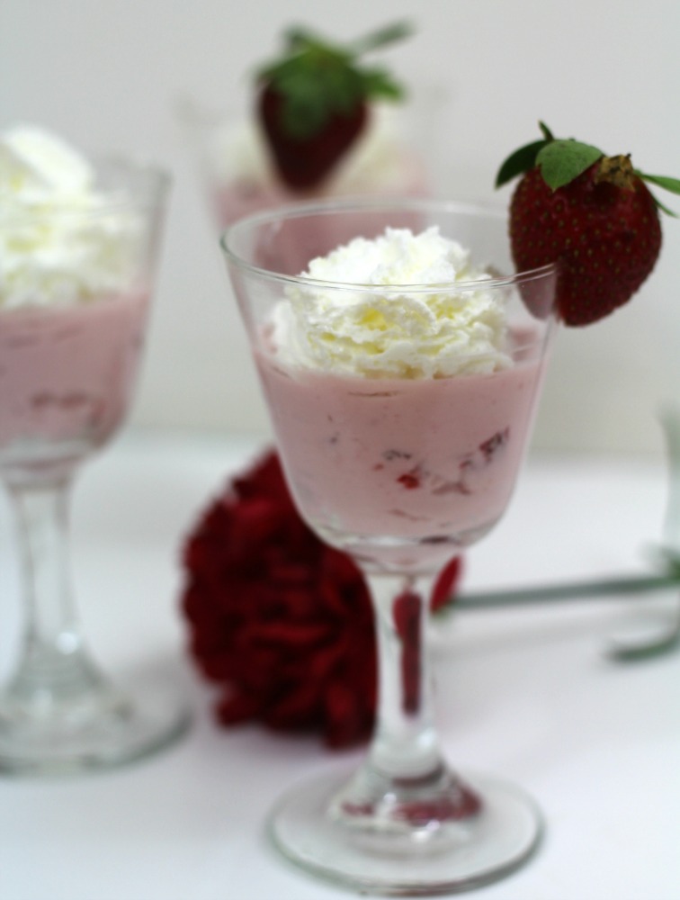 Easy Strawberry Mousse in a pretty glass for valentine's day