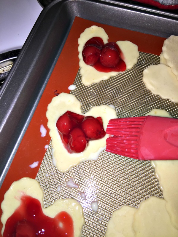 How To Make Easy And Fun Heart Shaped Fruit Hand Pies 